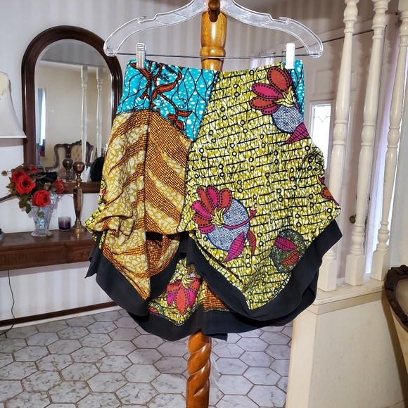 Lolly Asymmetrical Skirt - Picture 4 of 9